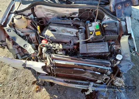 2018 Volkswagen Tiguan Limited из США, поврежденный, VIN WVGAV7AX9JK003149